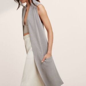 Wilfred Dunkirk sweater vest in Heathered grey size large